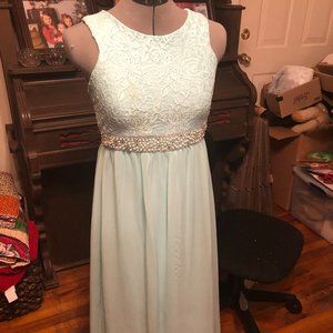 Tween Diva Pale Green Dress; Size 14